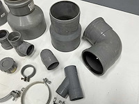 Partij pvc en bevestigingsmaterialen - afbeelding 7 van  9