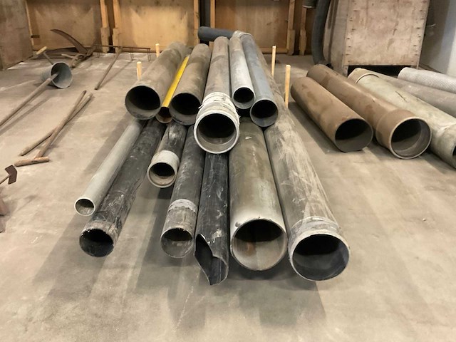 Partij pvc en flexibele buizen - afbeelding 2 van  6