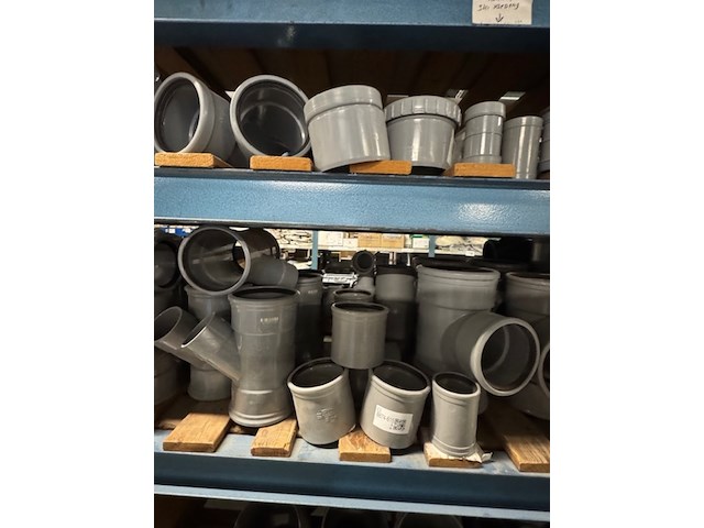 Partij pvc, grijs - afbeelding 3 van  18