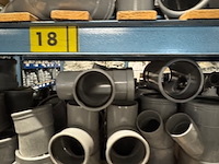 Partij pvc, grijs - afbeelding 4 van  18