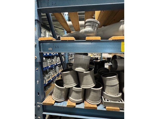 Partij pvc, grijs - afbeelding 5 van  18