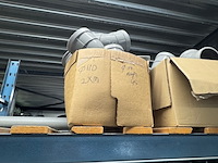 Partij pvc, grijs - afbeelding 6 van  18