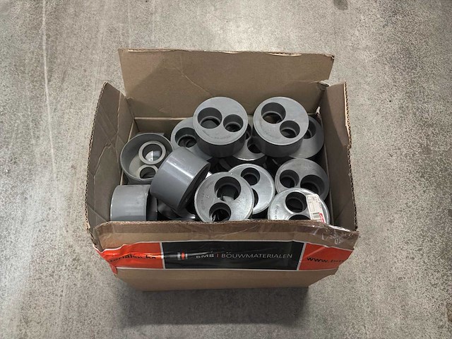 Partij pvc hulpstuk - afbeelding 1 van  4
