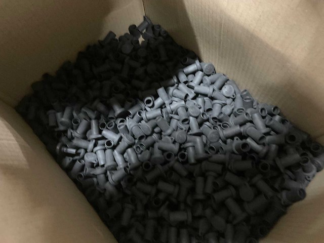 Partij pvc hulpstukken en aansluitmaterialen - afbeelding 3 van  11