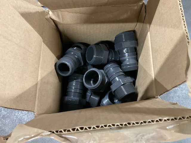 Partij pvc hulpstukken en aansluitmaterialen - afbeelding 5 van  11