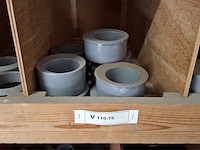 Partij pvc hulpstukken in stelling - afbeelding 7 van  52