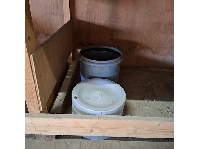 Partij pvc hulpstukken in stelling - afbeelding 13 van  52