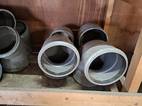 Partij pvc hulpstukken in stelling - afbeelding 35 van  52