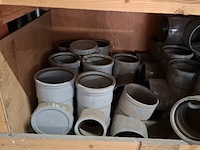 Partij pvc hulpstukken in stelling - afbeelding 46 van  52