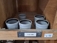 Partij pvc hulpstukken in stelling - afbeelding 49 van  52