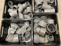 Partij pvc hulpstukken - afbeelding 2 van  9