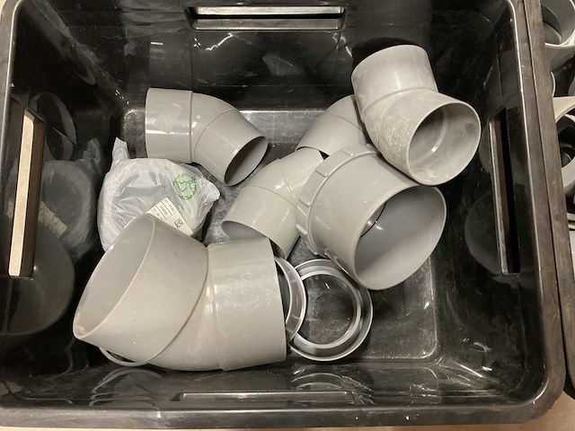 Partij pvc hulpstukken - afbeelding 9 van  9