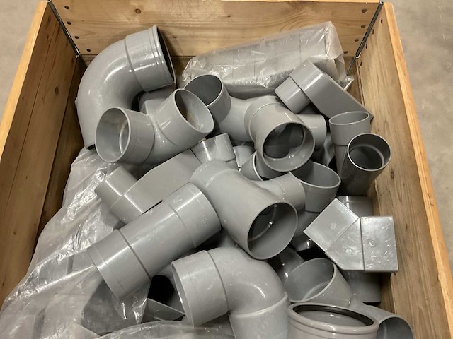 Partij pvc hulpstukken - afbeelding 3 van  4