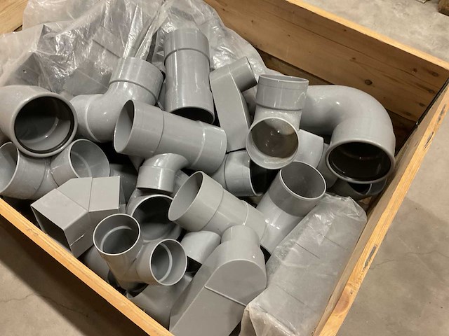 Partij pvc hulpstukken - afbeelding 4 van  4