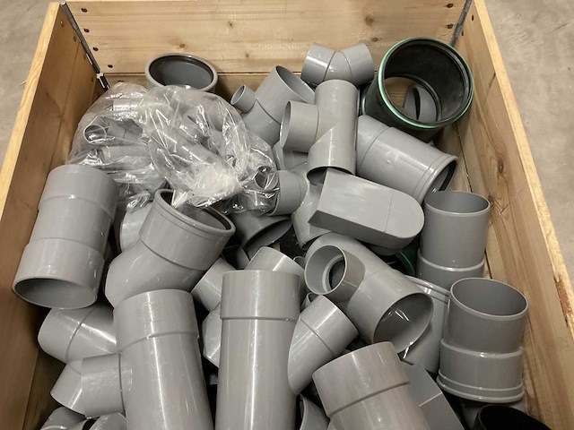 Partij pvc hulpstukken - afbeelding 3 van  4