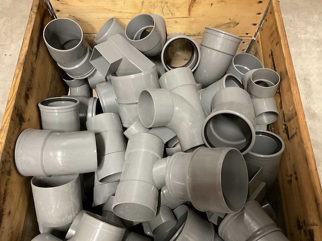 Partij pvc hulpstukken - afbeelding 3 van  3