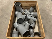 Partij pvc hulpstukken - afbeelding 1 van  1