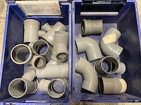 Partij pvc hulpstukken - afbeelding 2 van  7