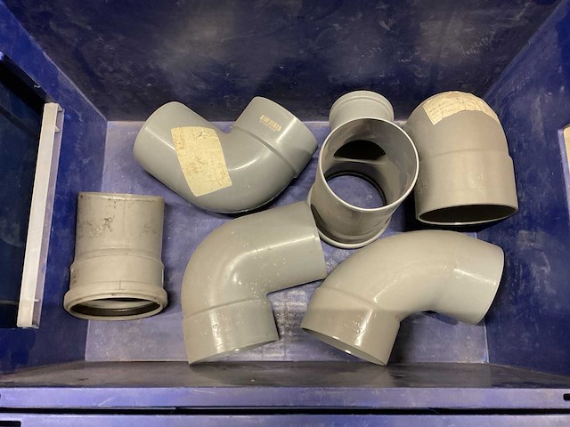 Partij pvc hulpstukken - afbeelding 5 van  7