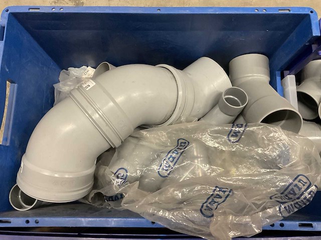 Partij pvc hulpstukken - afbeelding 4 van  4