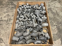 Partij pvc hulpstukken - afbeelding 1 van  3