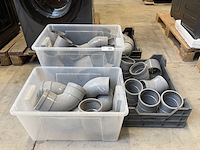Partij pvc hulpstukken - afbeelding 1 van  7