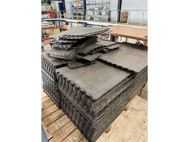 Partij pvc kliktegels, 85 m2 - afbeelding 2 van  2
