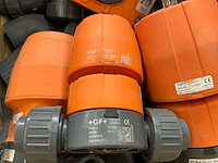 Partij pvc koppelingen en kogelkranen - afbeelding 2 van  13