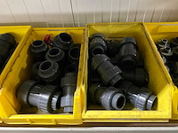 Partij pvc koppelingen - afbeelding 7 van  9