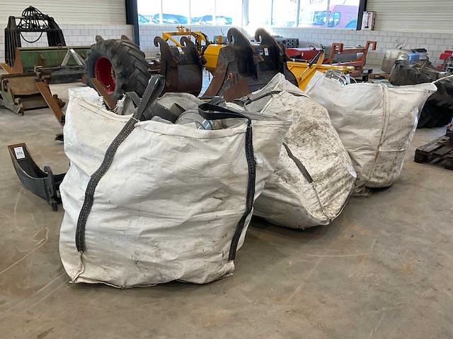 Partij pvc koppelingen - afbeelding 1 van  5