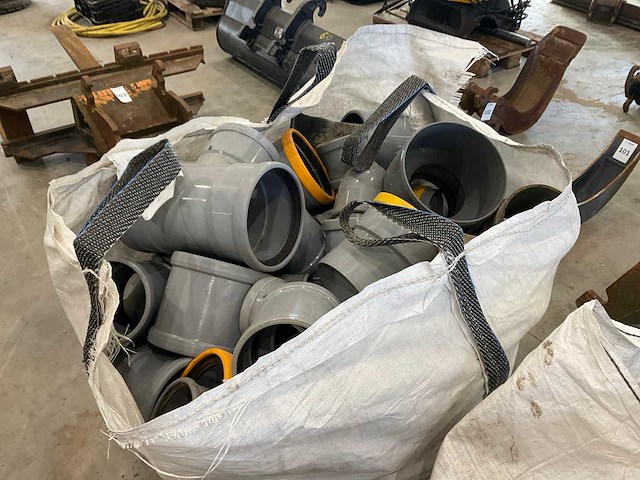 Partij pvc koppelingen - afbeelding 3 van  5