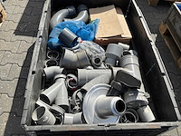 Partij pvc koppelingen - afbeelding 1 van  2