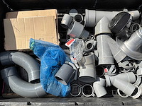 Partij pvc koppelingen - afbeelding 2 van  2