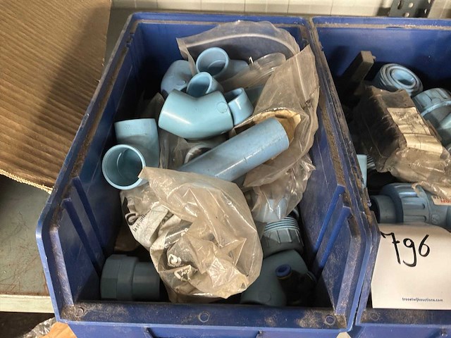 Partij pvc koppelingen - afbeelding 3 van  3