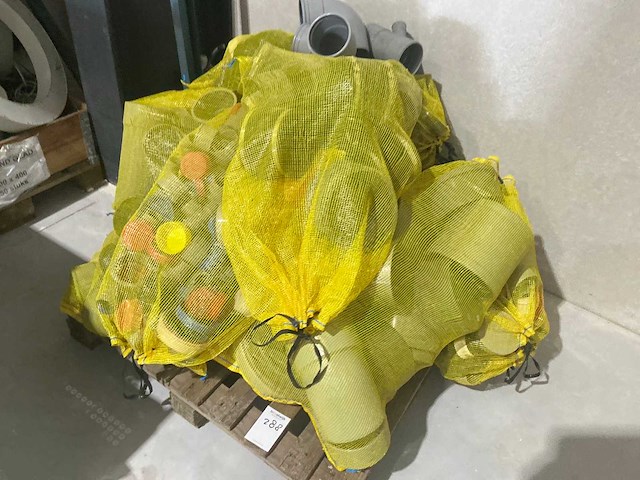 Partij pvc koppelstukken divers - afbeelding 1 van  3