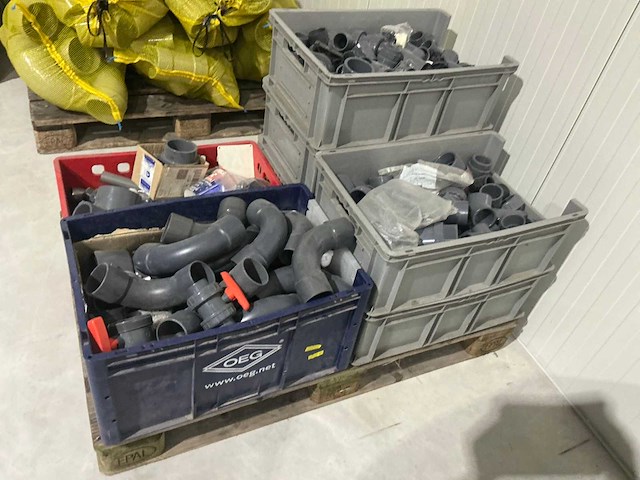 Partij pvc koppelstukken divers - afbeelding 3 van  6