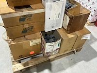 Partij pvc koppelstukken divers - afbeelding 2 van  8