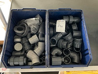 Partij pvc leidingfittingen - afbeelding 1 van  3
