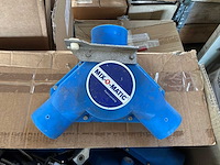 Partij pvc materiaal en toebehoren - afbeelding 1 van  7