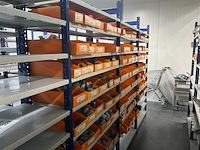 Partij pvc materiaal - afbeelding 1 van  11