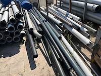 Partij pvc met hulpstukken - afbeelding 2 van  9
