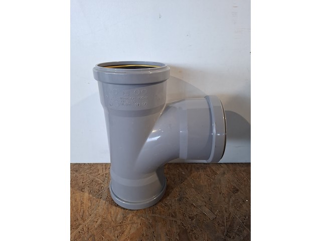 Partij pvc riolerings- of avoersystemen - afbeelding 3 van  21