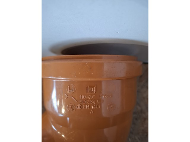 Partij pvc riolerings- of avoersystemen - afbeelding 9 van  21