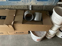 Partij pvc verloopstukken, waterleiding en verwarmingsbuis isolatie - afbeelding 16 van  17