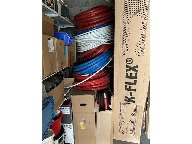 Partij pvc verloopstukken, waterleiding en verwarmingsbuis isolatie - afbeelding 2 van  17