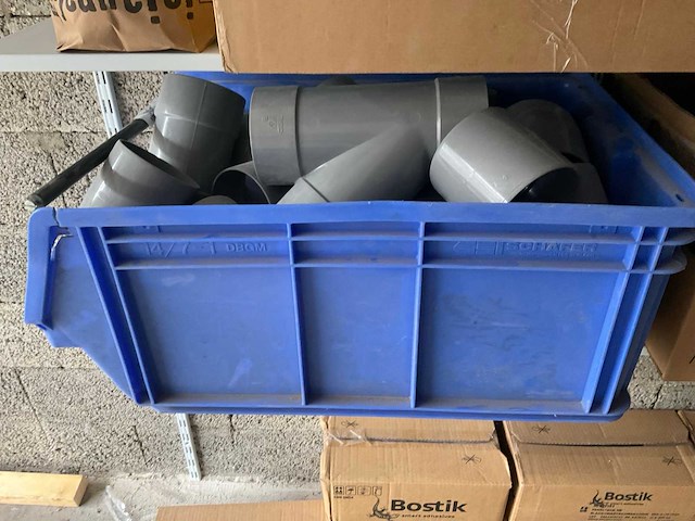 Partij pvc verloopstukken, waterleiding en verwarmingsbuis isolatie - afbeelding 12 van  17