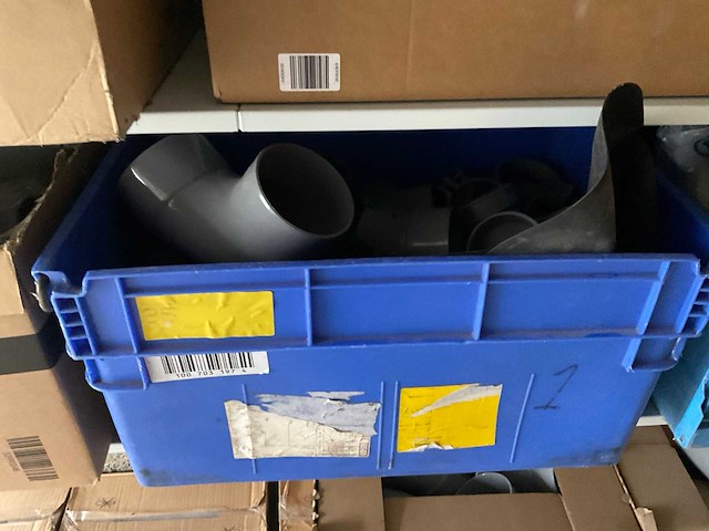 Partij pvc verloopstukken, waterleiding en verwarmingsbuis isolatie - afbeelding 14 van  17