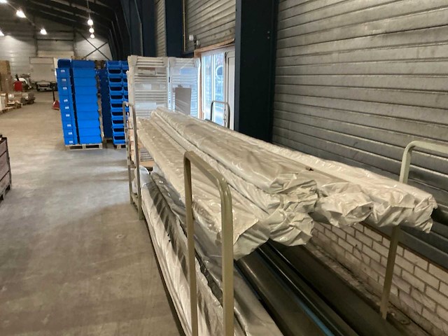 Partij pvcbuizen met 2 bokken - afbeelding 8 van  8