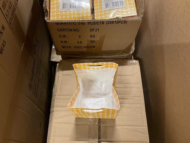 Partij quadro yellow 10,5x10,5x10,5cm (2120x) - afbeelding 2 van  5