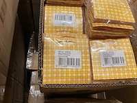 Partij quadro yellow 10,5x10,5x10,5cm (2120x) - afbeelding 3 van  5